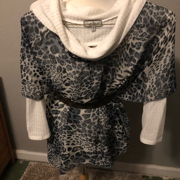 BLACK & GREY LEOPARD PRINT Top Or Cover Up. 2 different shades several in Stock! - Picture 2 of 8